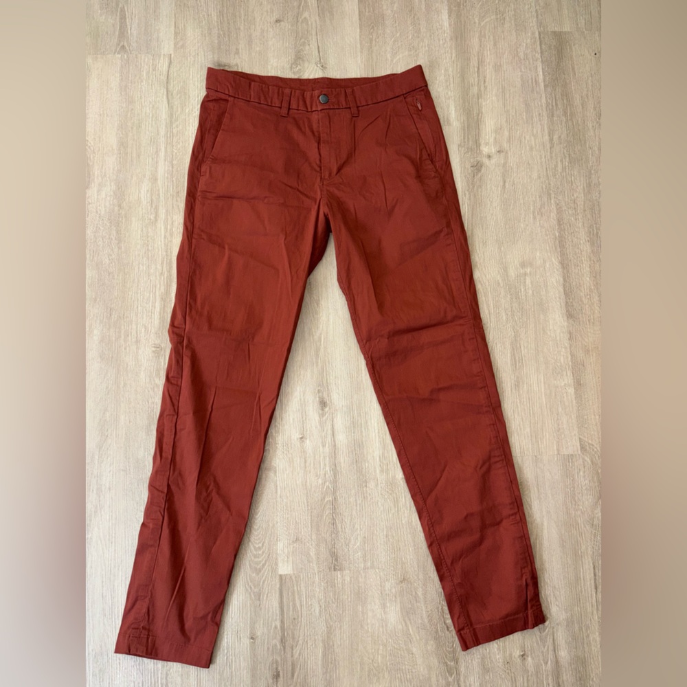 lululemon athletica Men's Brick Chinos
